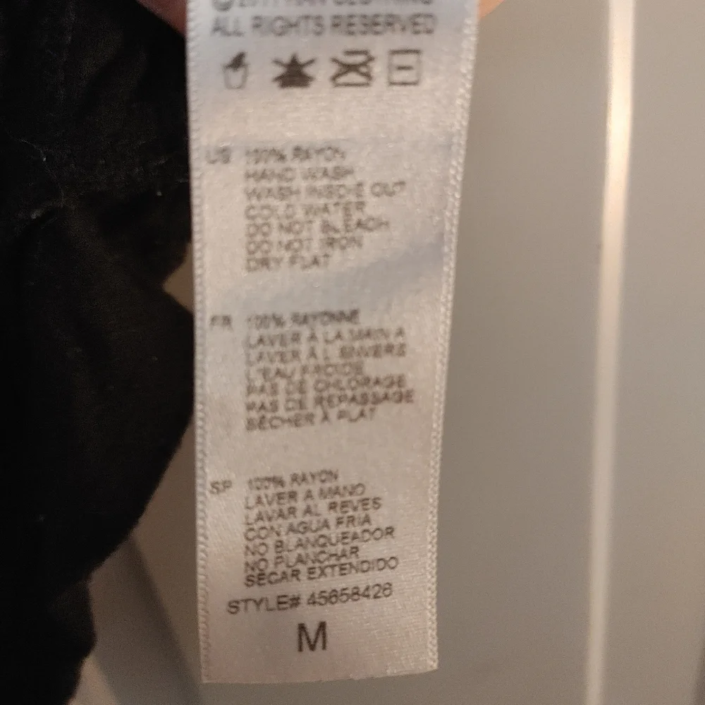 Wet Seal Women' s size M Top Leopard print Feather Motif Sequins Animal Print - Picture 6 of 7